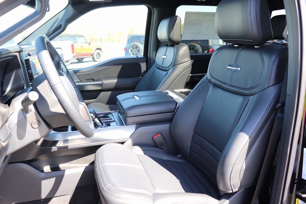 2025 Ford F-150 Platinum photo 2