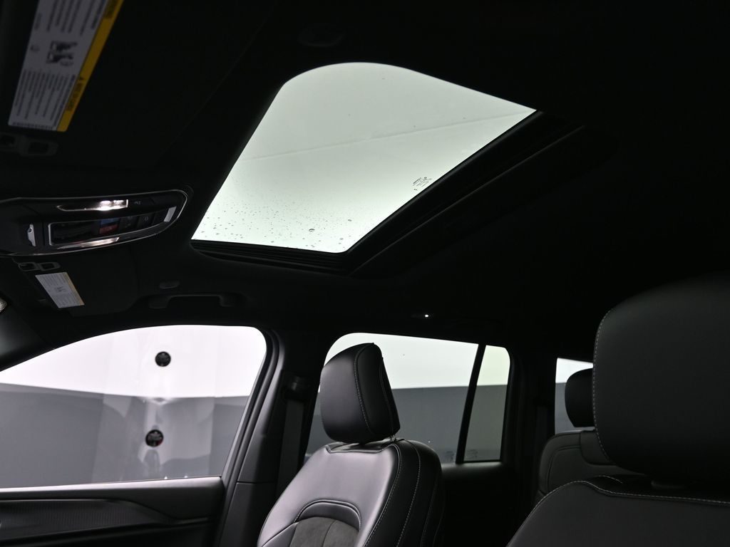2025 Jeep Grand Cherokee Altitude photo 20
