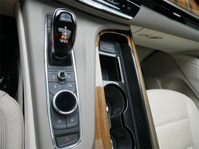 2021 Cadillac Escalade Premium Luxury Platinum photo 22