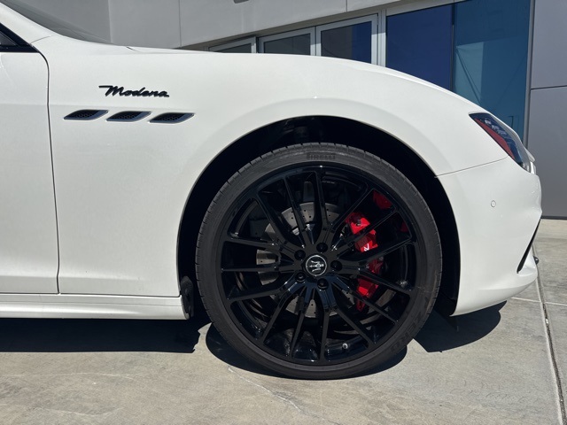 2024 Maserati Ghibli Modena photo 9