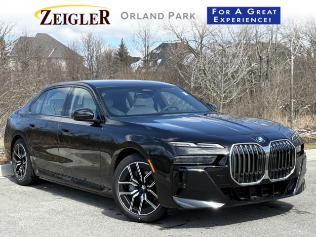 Pre-Owned 2025 BMW i7 xDrive60 4D Sedan in Orland Park #BF5806