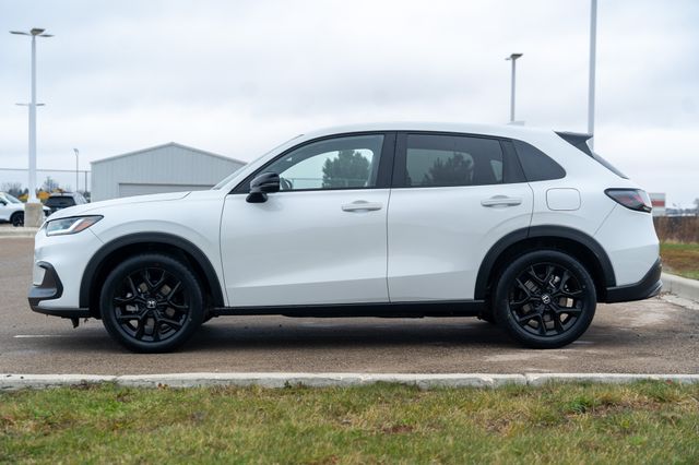 2023 Honda HR-V Sport photo 2