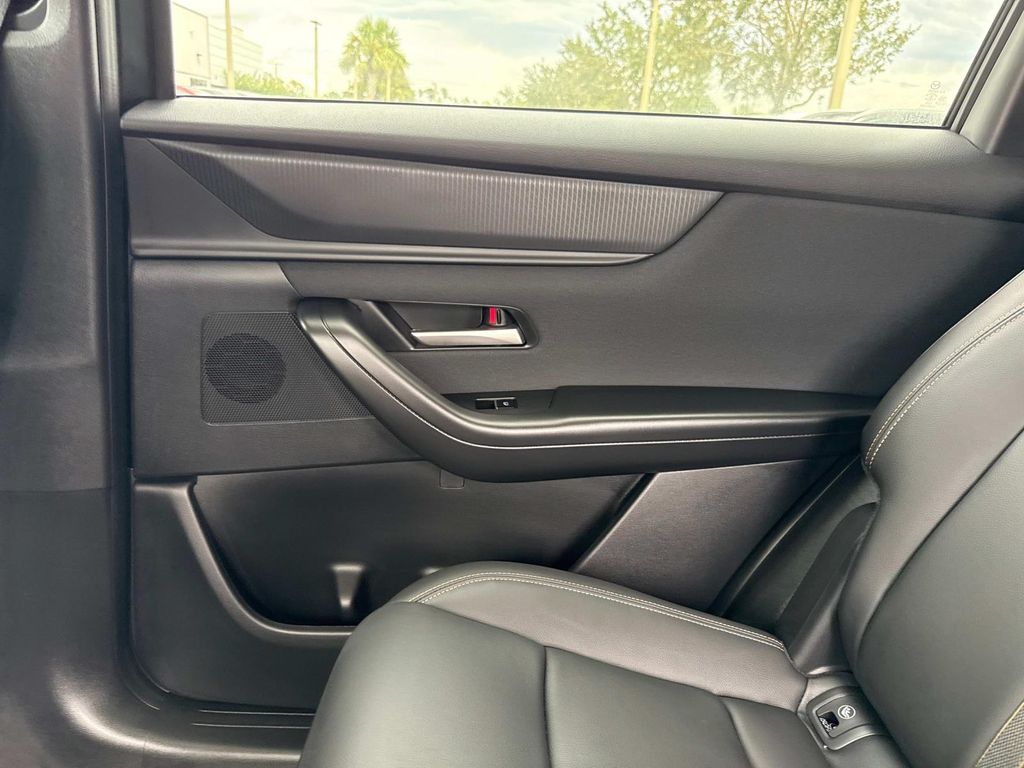 2025 Mazda CX-90 3.3 Turbo Select photo 14