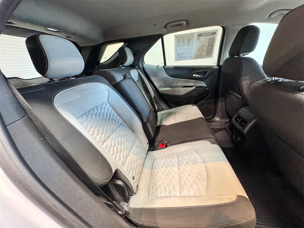2019 Chevrolet Equinox LS photo 17