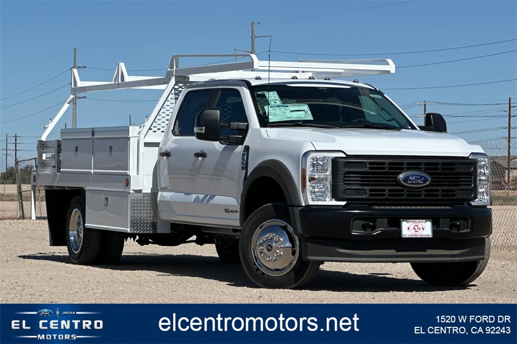 2025 Ford F-550 Super Duty Chassis Cab XL's photo