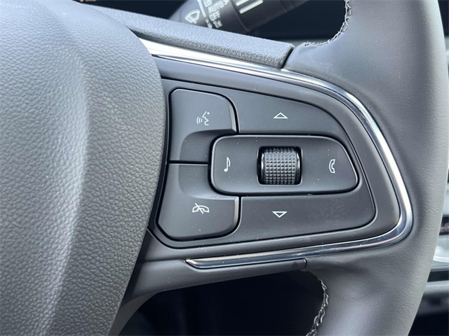 2025 Buick Envista ST photo 24