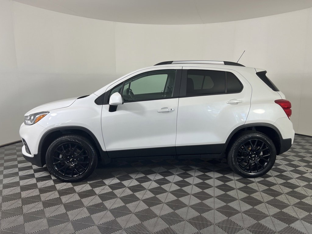 2022 Chevrolet Trax LT photo 24