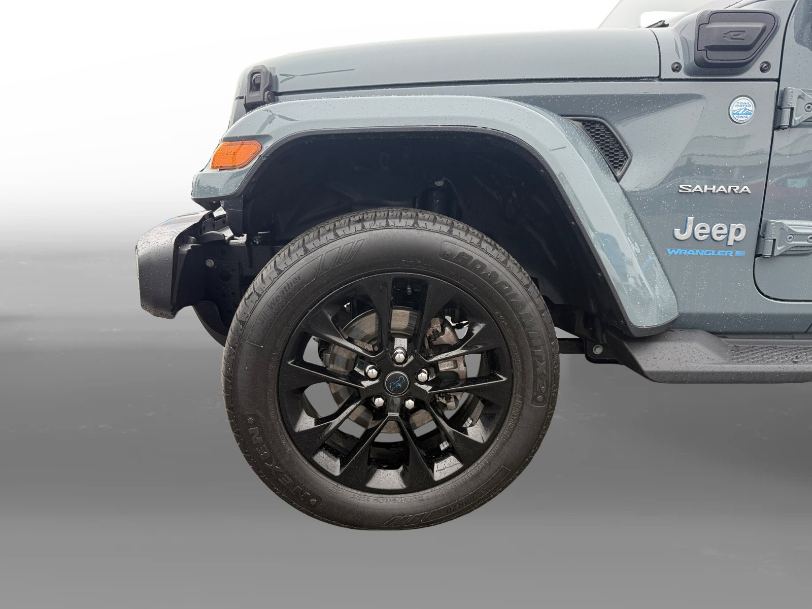 2024 Jeep Wrangler Sahara 4xe photo 9