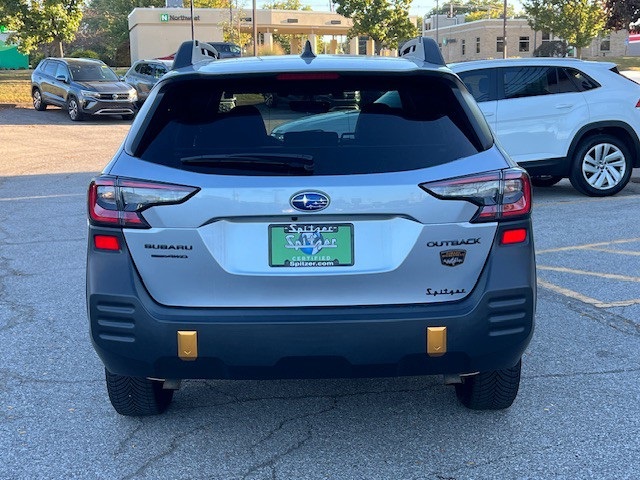 2022 Subaru Outback Wilderness photo 3