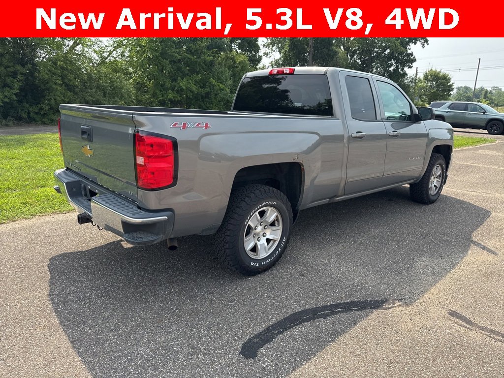 2017 Chevrolet Silverado 1500 LT photo 7