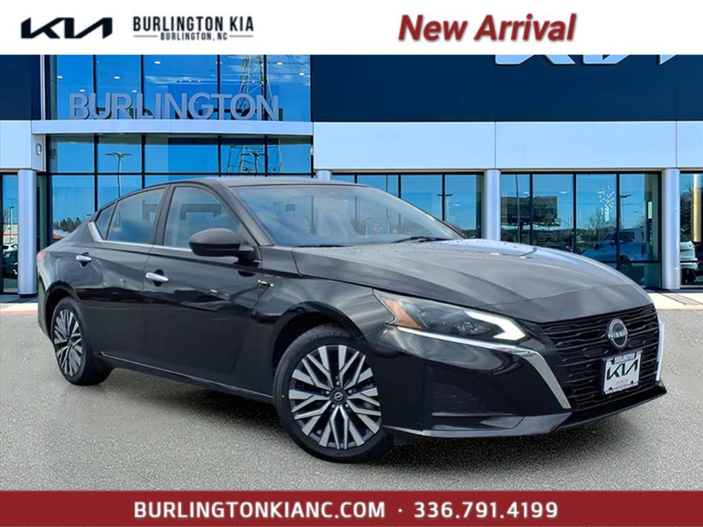 2024 Nissan Altima SV