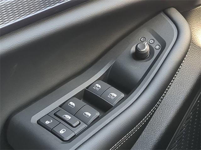 2025 Jeep Grand Cherokee Altitude X photo 27