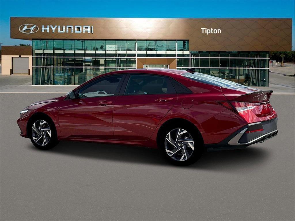2025 Hyundai Elantra SEL Sport photo 4