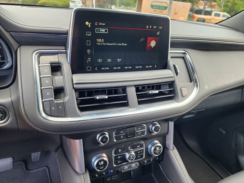 2023 Gmc Yukon SLT photo 17