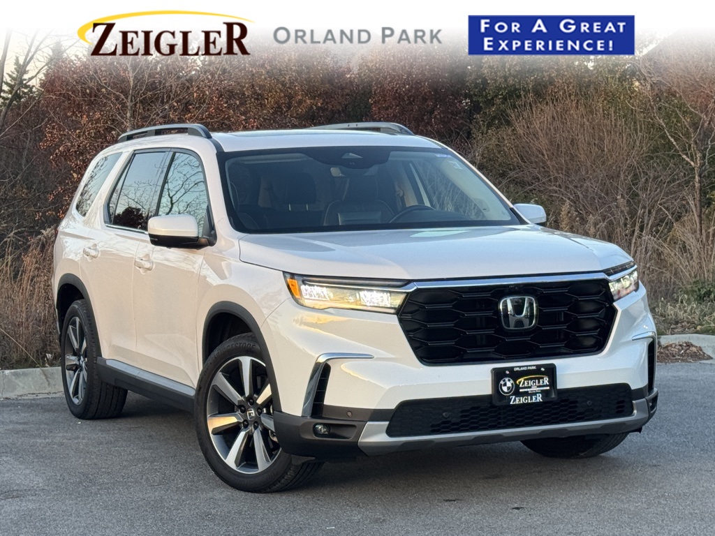 2023 Honda Pilot Elite's photo
