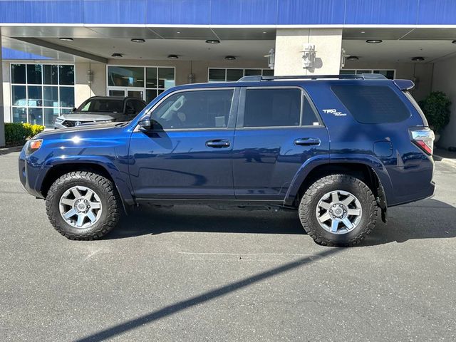 2019 Toyota 4Runner TRD Off-Road Premium photo 4