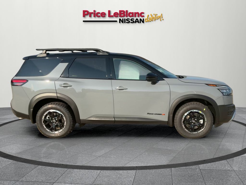 2025 Nissan Pathfinder Rock Creek photo 4
