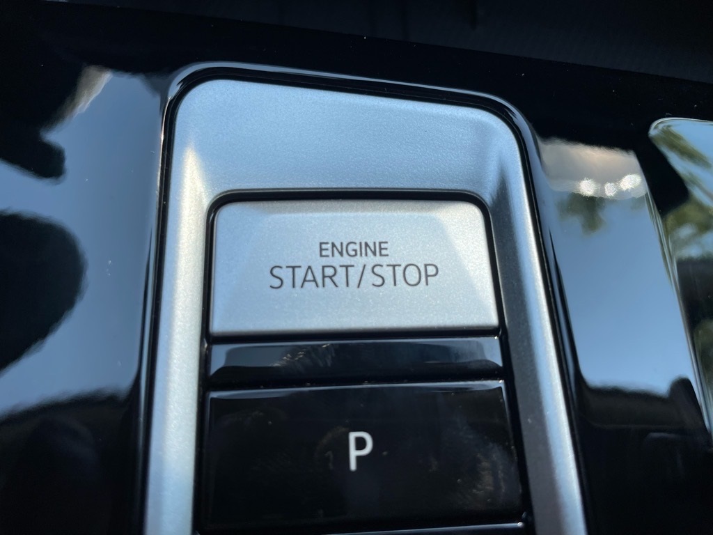 2025 Volkswagen Atlas Peak Edition SE photo 22