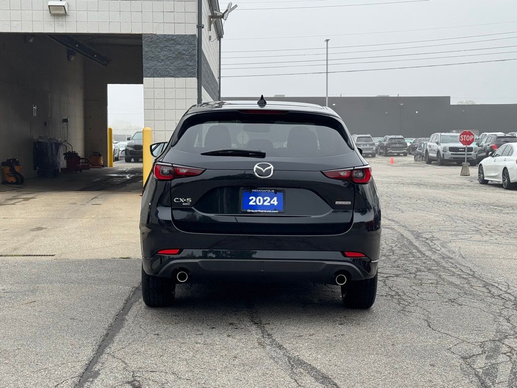 2024 Mazda CX-5 2.5 S Preferred photo 4