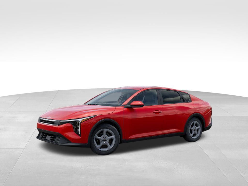 2025 Kia K4 LXS photo 3
