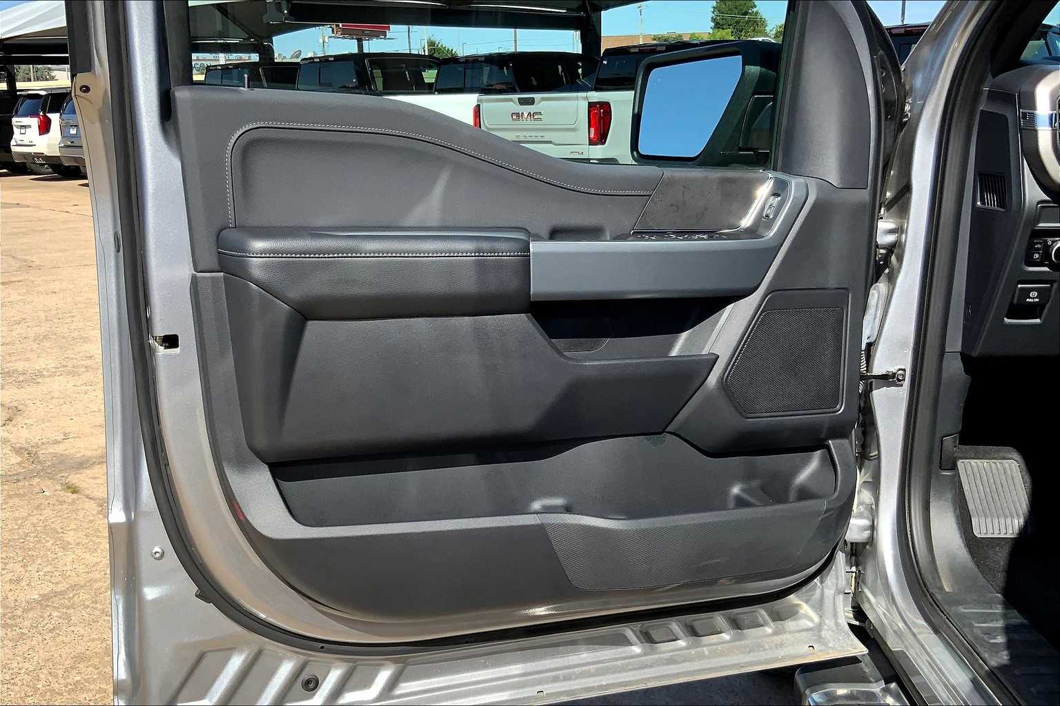 2024 Ford F-150 XLT photo 21