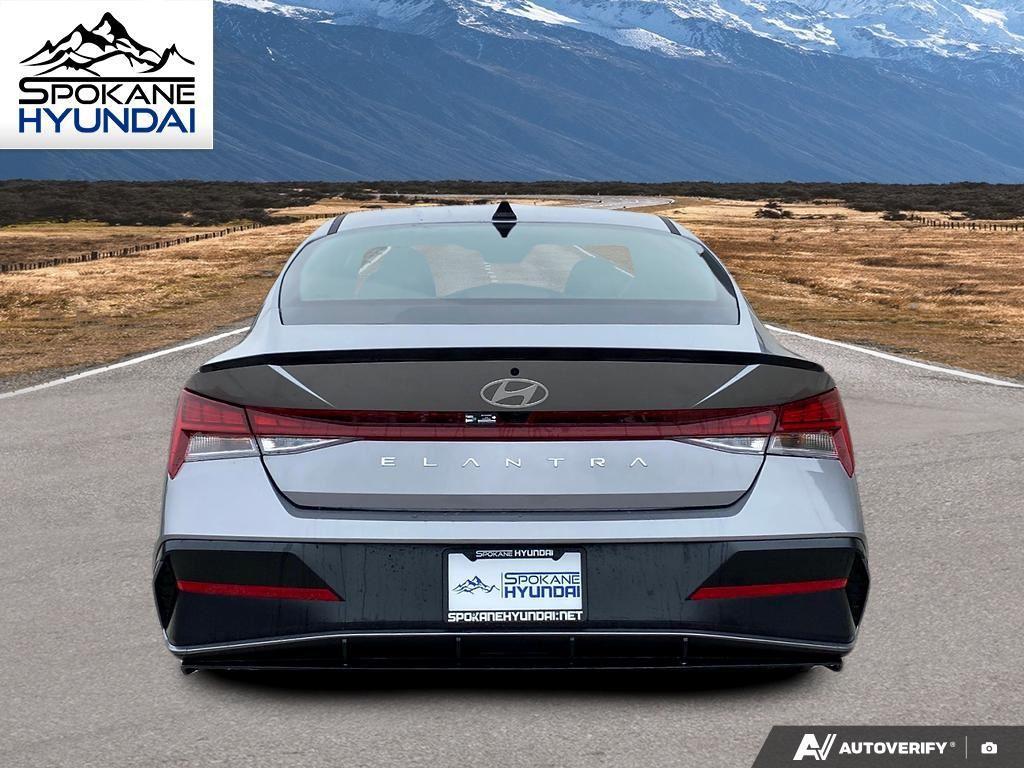 2026 Hyundai Elantra SEL Sport photo 4