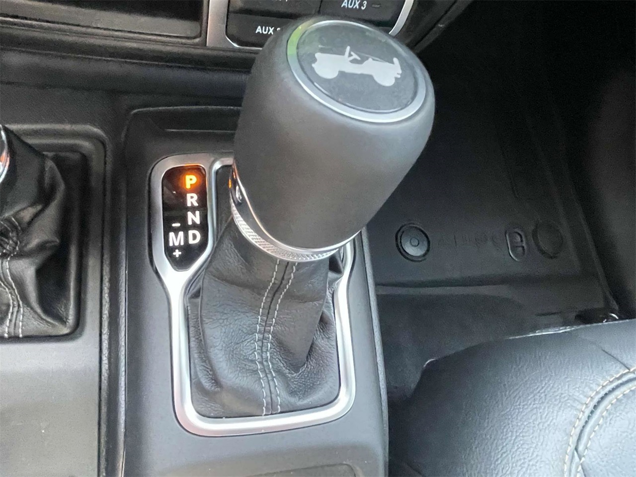 2025 Jeep Wrangler Sahara photo 20