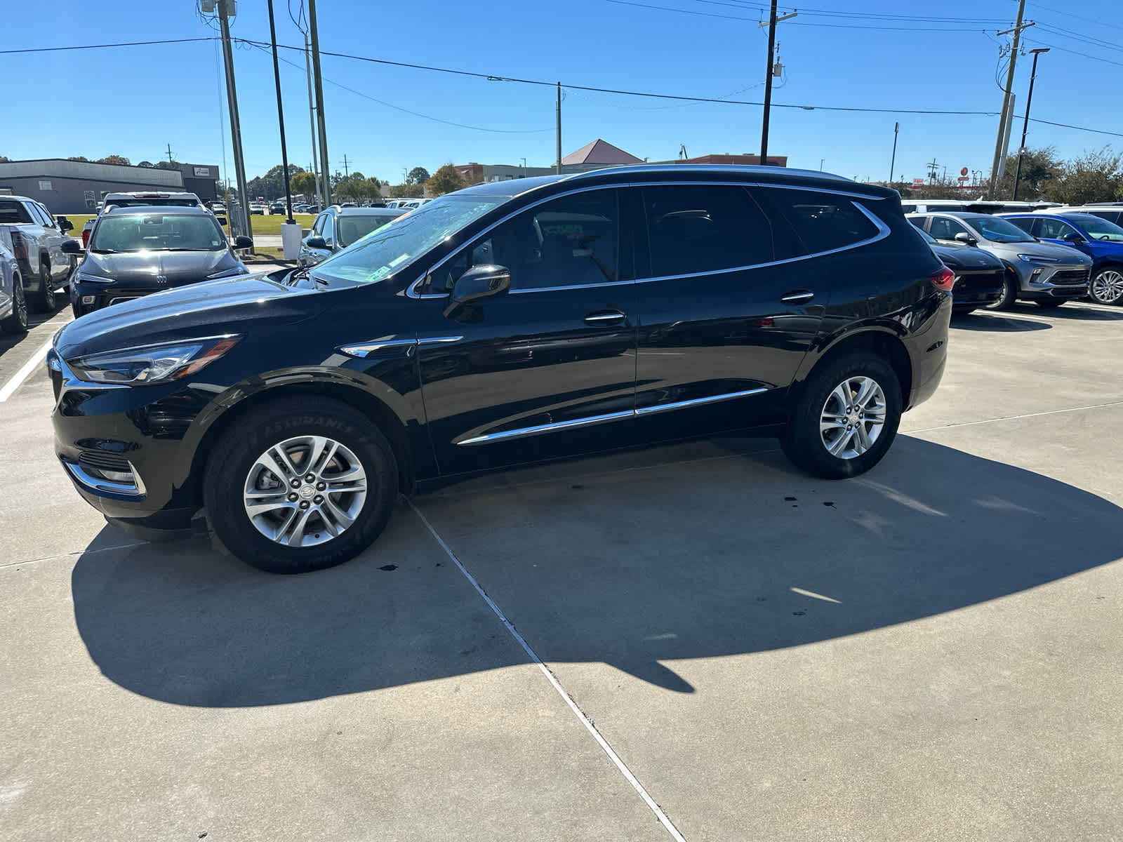 2021 Buick Enclave Essence photo 4