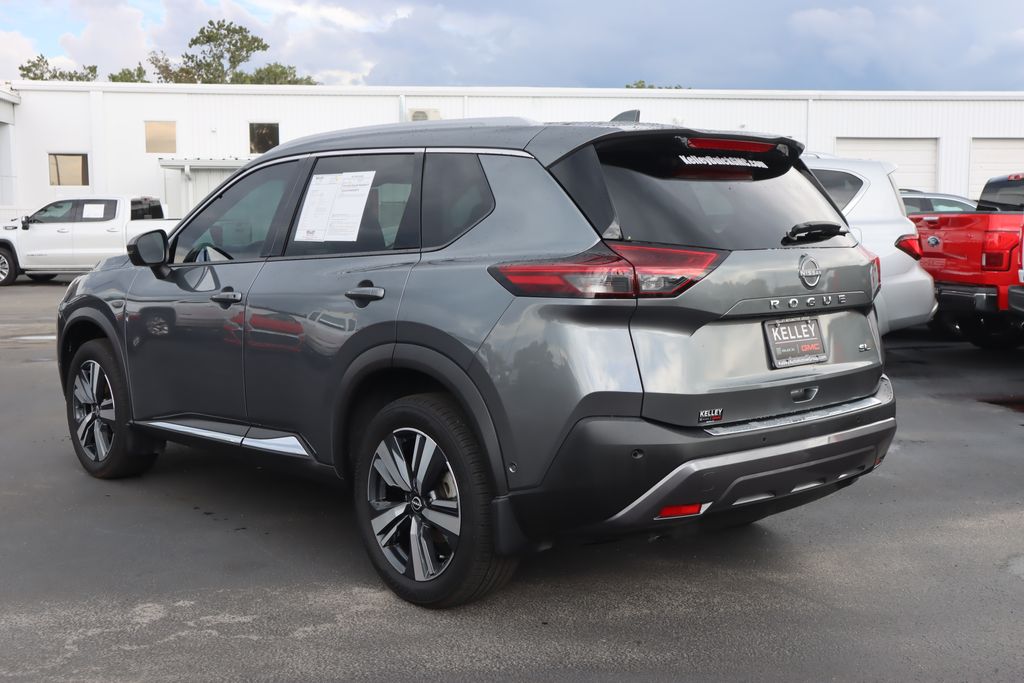 2023 Nissan Rogue SL photo 5