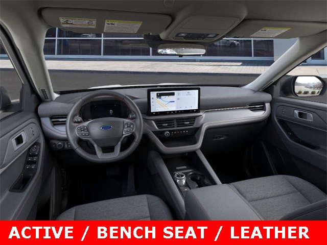 2025 Ford Explorer photo 28