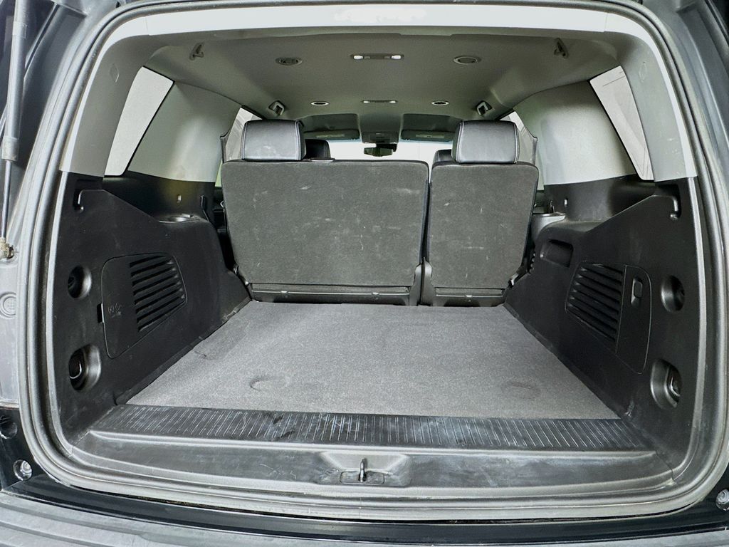2019 Chevrolet Tahoe LS photo 27