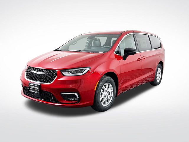 2026 Chrysler Pacifica photo 4