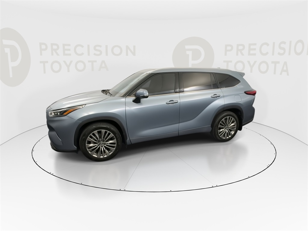 2021 Toyota Highlander Platinum photo 10