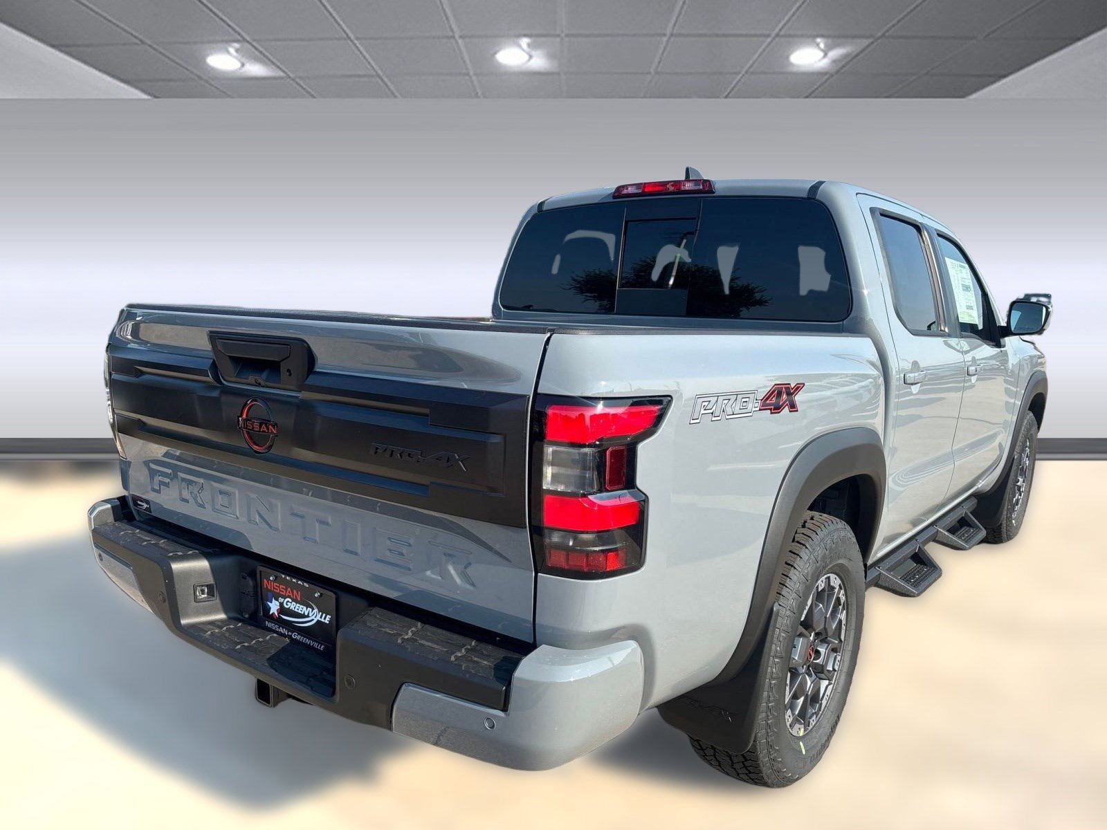 2026 Nissan Frontier Crew Cab PRO-4X photo 9
