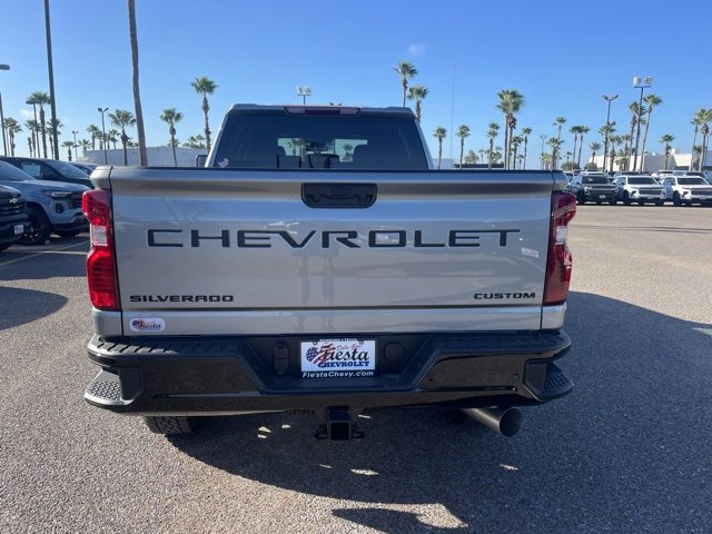 2026 Chevrolet Silverado 2500HD Custom photo 6