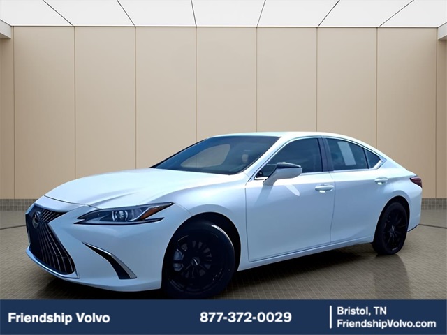 2022 Lexus ES 350's photo