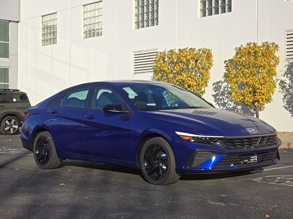 2026 Hyundai Elantra Hybrid SEL Sport photo 4