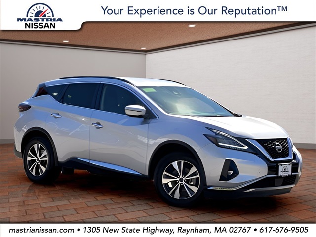 2023 Nissan Murano SV's photo