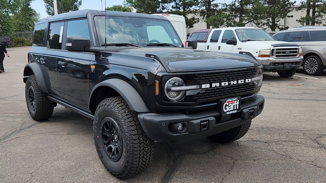 2025 Ford Bronco Badlands photo 14