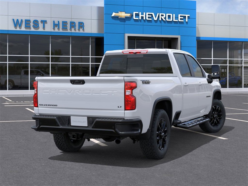 2026 Chevrolet Silverado LT photo 4