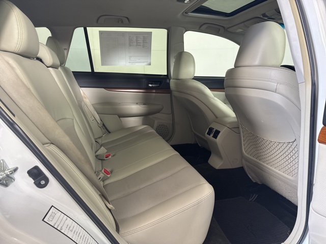 2014 Subaru Outback 2.5i photo 5