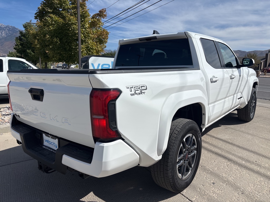 2024 Toyota Tacoma TRD Sport photo 5