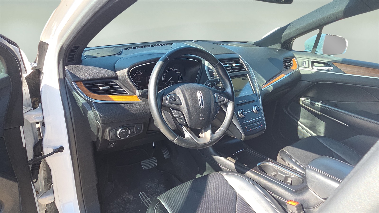 2016 Lincoln MKC Reserve photo 19