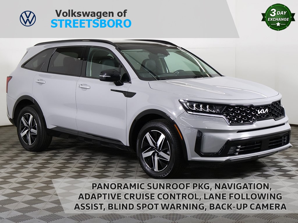 2022 Kia Sorento EX's photo