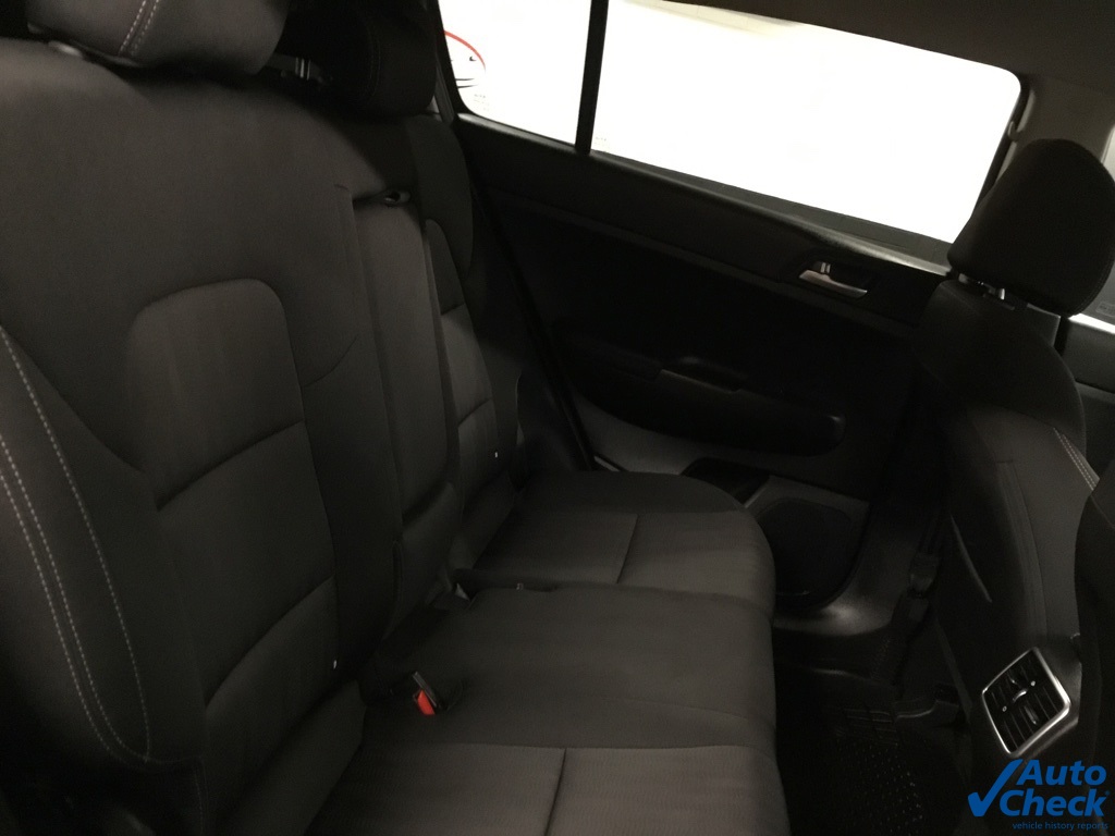 2020 Kia Sportage LX photo 29