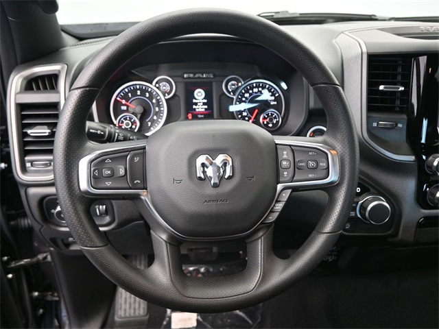2025 Ram 1500 Tradesman photo 9