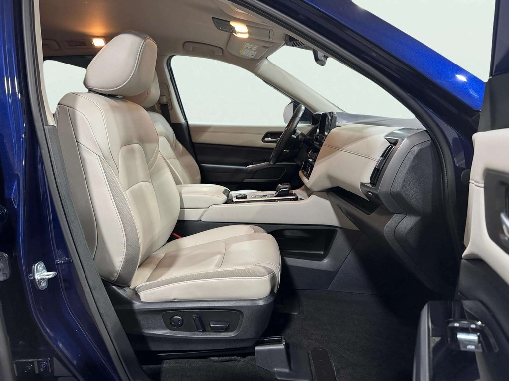2023 Nissan Pathfinder SL photo 26