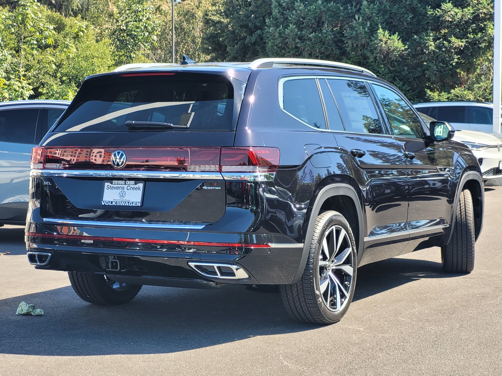 2025 Volkswagen Atlas SEL Premium R-Line photo 4