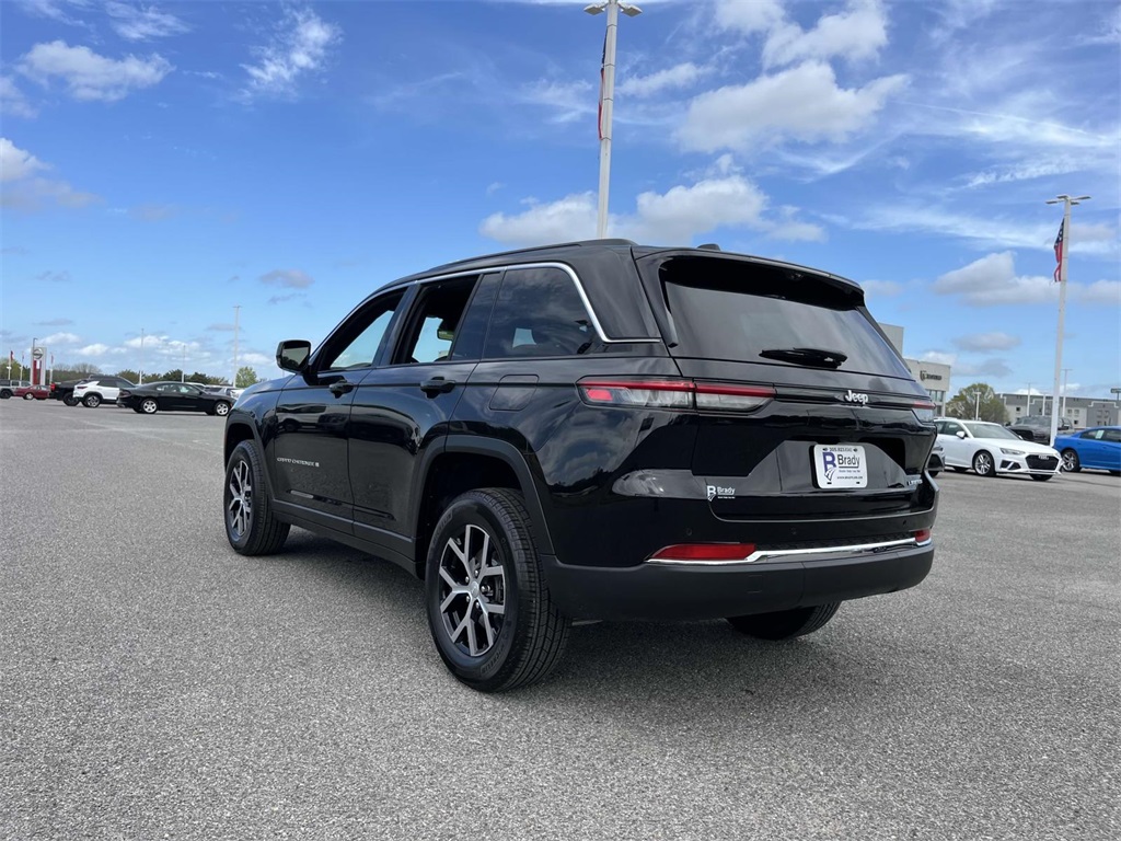 2025 Jeep Grand Cherokee Limited photo 4