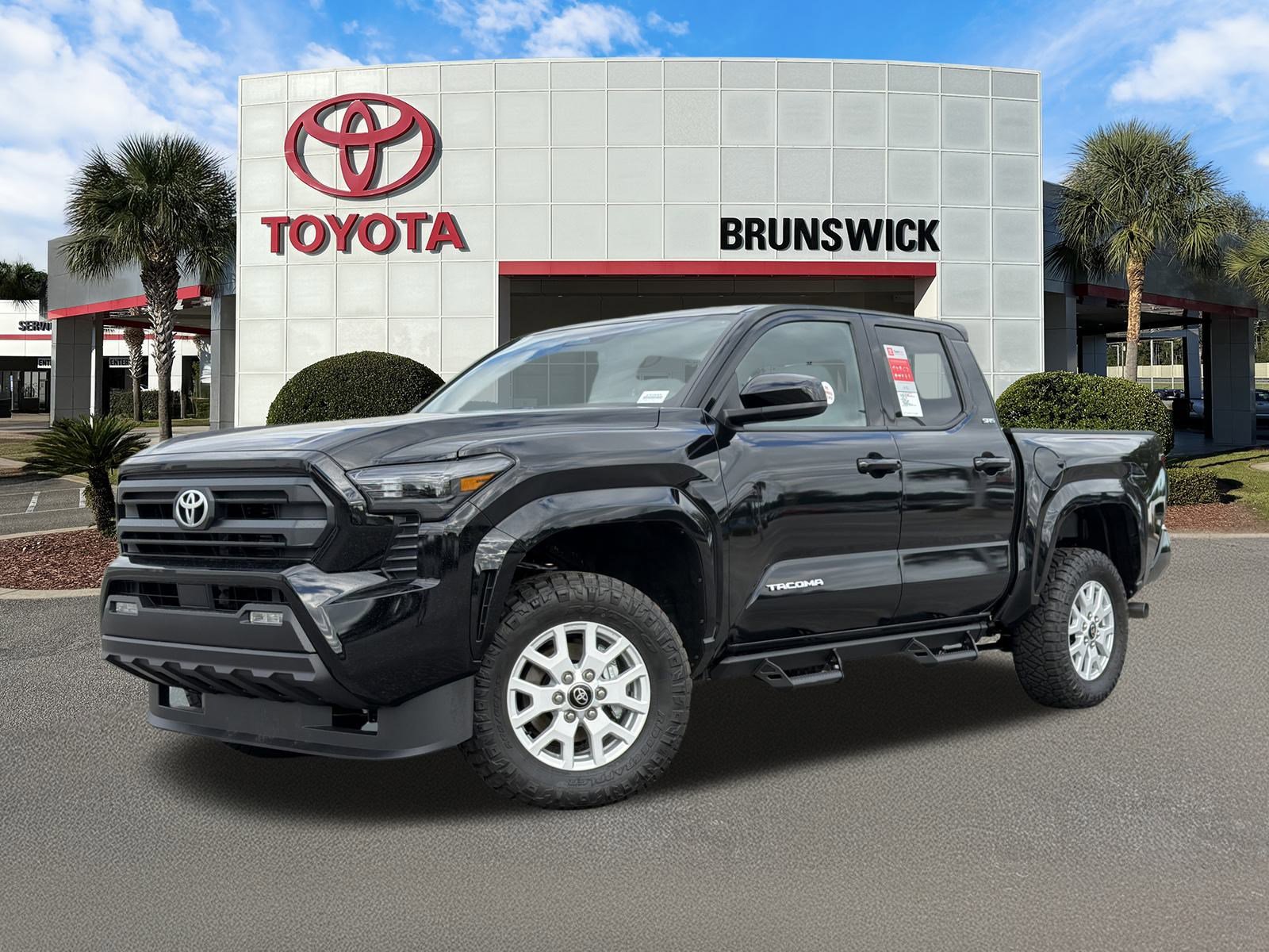 2025 Toyota Tacoma SR5's photo